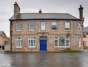 Homesly Guest Rooms, Comfortable En-suite Guest Rooms with Free Parking and Self Check-in